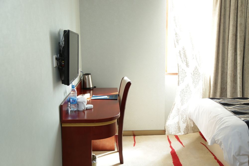שנגחאי Crown Crystal Hotel מראה חיצוני תמונה